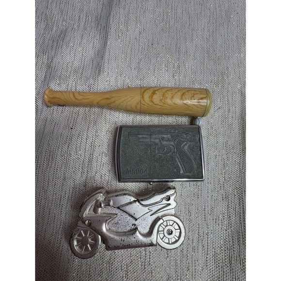 Set of 3 re-fillable lighters - Picture 1 of 10